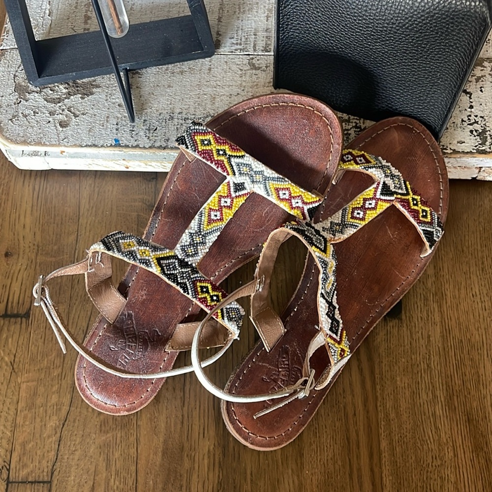 EUC Freebird sandals